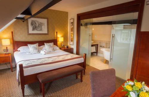 Charingworth Maison | Hyll Hotel