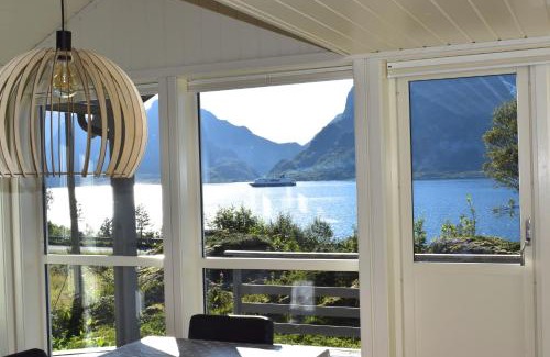 Vagan Maison | Hytte i Raftsundet