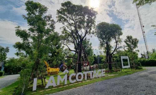 Kamphaeng Saen Station Balnéaire | I AM Cottage เฮือนแก้วมณี