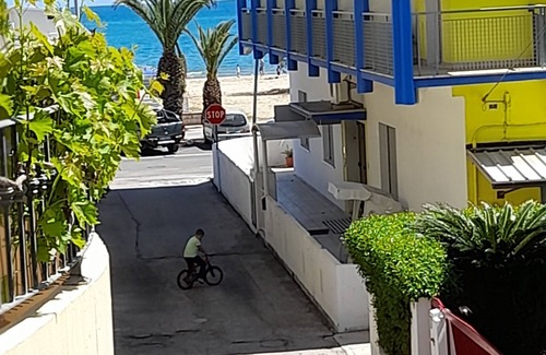 Tortoreto Lido Appartement | "I LIMONI" MAISON avec belle vue sur la mer à 30mt. de la plage !!