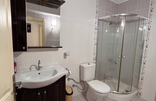 Marmara Appartement | İSKELE APART AVŞA