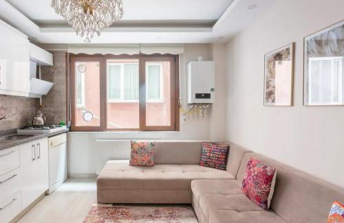 Sisli Appartement | İstanbul'un merkezinde Cevahir AVM karşısı 1+1 yeni ev