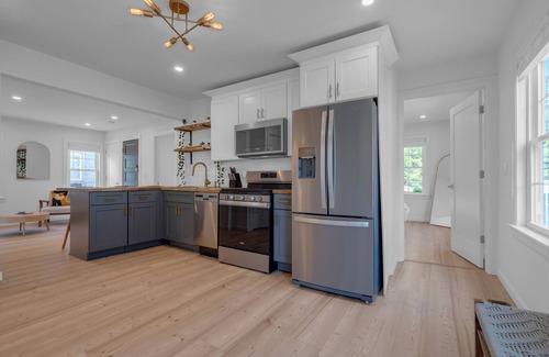 Salem Appartement | i Tranquil 3-Bedroom Getaway in Historic Salem, MA