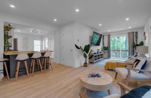 Salem Appartement | i Tranquil 3-Bedroom Getaway in Historic Salem, MA