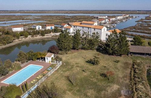 Chaillevette Cottage | IA - Gîte de charme pour 4 personnes, piscine, proche Royan