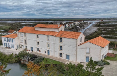 Chaillevette Cottage | IA - Gîte de charme pour 4 personnes, piscine, proche Royan