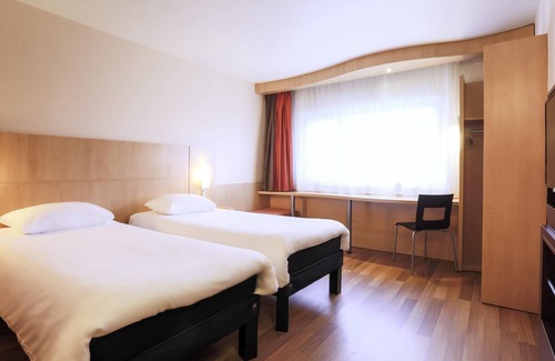 Villers-Semeuse Hôtel | ibis Charleville-Mezières