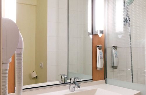 Mouilleron-le-Captif Hôtel | ibis La Roche sur Yon