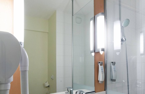 Mouilleron-le-Captif Hôtel | ibis La Roche sur Yon