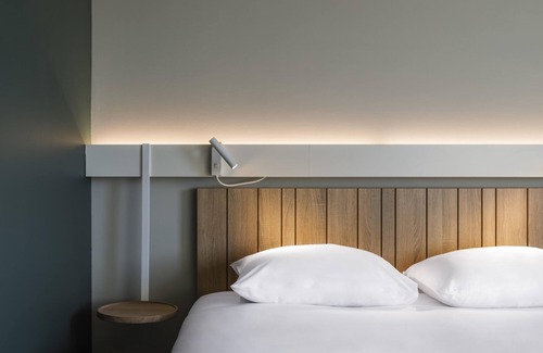 Jonage Hôtel | ibis Lyon Meyzieu