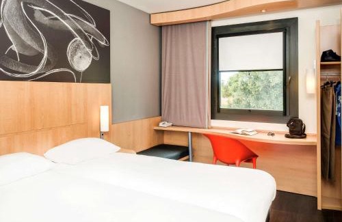 Montceau-les-Mines Hôtel | ibis Montceau les Mines