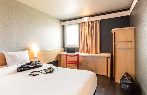 Lescar Hôtel | ibis Pau Lescar