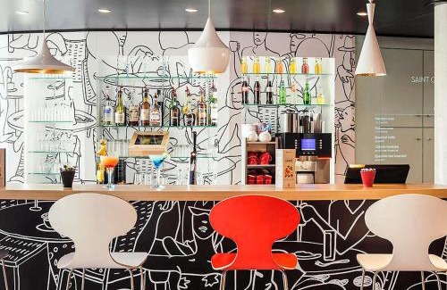 Montigny-le-Bretonneux Hôtel | ibis Saint Quentin en Yvelines - Vélodrome