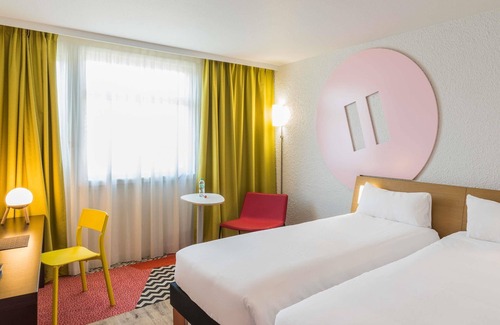 Bron Hôtel | ibis Styles Lyon Bron Eurexpo