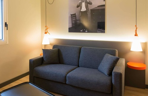 Perrache Hôtel | ibis Styles Lyon Confluence