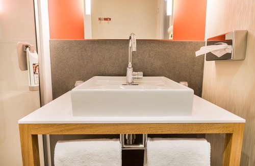 Chambray-les-Tours Hôtel | ibis Styles Tours Sud