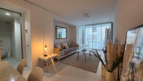 Talamanca Appartement | Ibiza - Apartment - Sleeps 4 - Parking - Pool