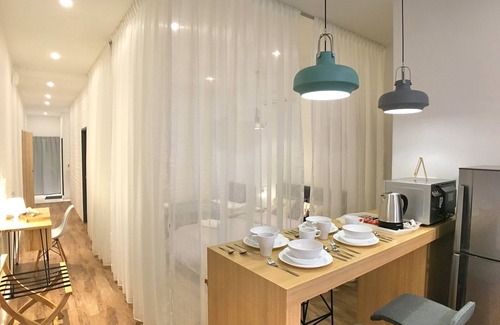 Downtown George Town Maison | iBook4 Deluxe 2 Bedroom Gurney Suite by iBook Homestay