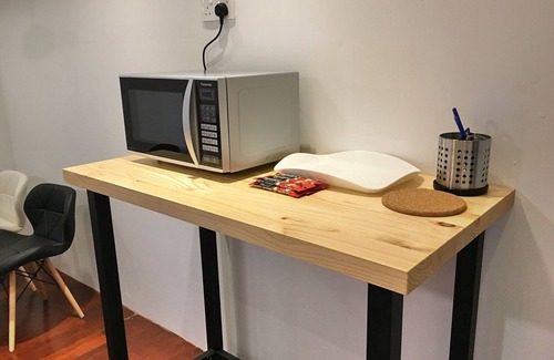 Downtown George Town Maison | iBook7 - 2 Bedroom Gurney Studio Suite by iBook Homestay