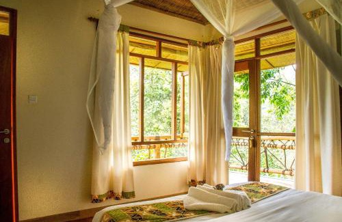 Western Region Cabine | Ichumbi Gorilla Lodge