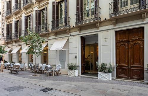 Ensanche Centro Hôtel | ICON Malabar
