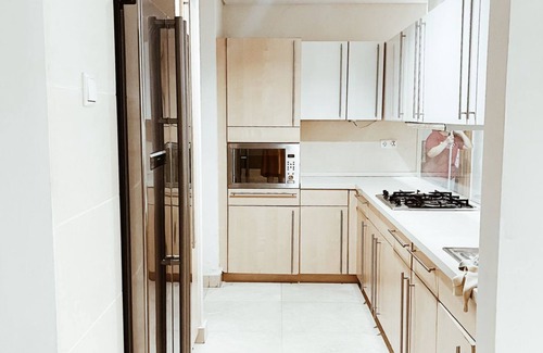 Kelapa Gading Barat Appartement | Cozy Affordable 3 Bedroom Apartment ,family Friendlydirect to Mall Kelapa Gading