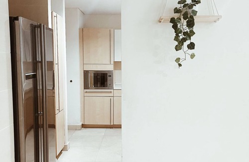 Kelapa Gading Barat Appartement | Cozy Affordable 3 Bedroom Apartment ,family Friendlydirect to Mall Kelapa Gading