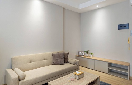 Jakarta Appartement | Newly Renovated 2BR Apt and Direct Mall Access