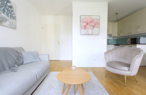 Serris Appartement | BOURBON3 ~ Appartement idéal pour 6 voyageurs Val d'Europe Disneyland