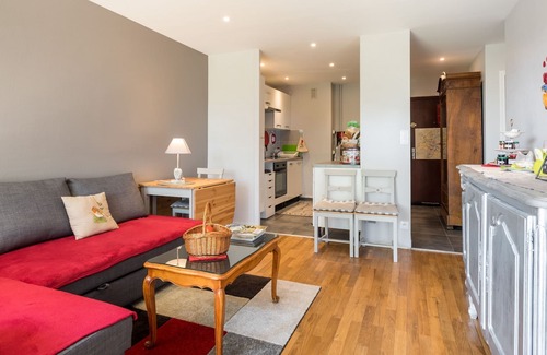 Bron Appartement | idéal Eurexpo stade OL foot et concerts fac2 Bron Hôpitaux cardio Neuro HFME