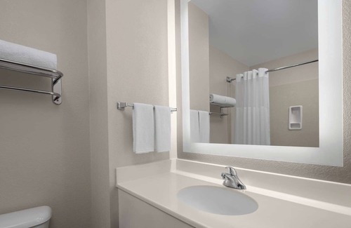 Snail Hôtel | Ideal for Groups: 3 Suites w/ Kitchen & Separate Living Area, Pets Are Allowed
