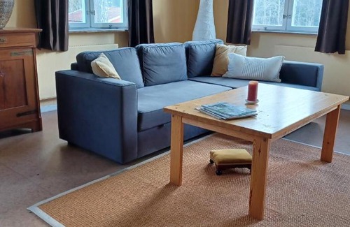 Gardsjo Appartement | Ideal for groups and families! Staying in a school next to the forest
