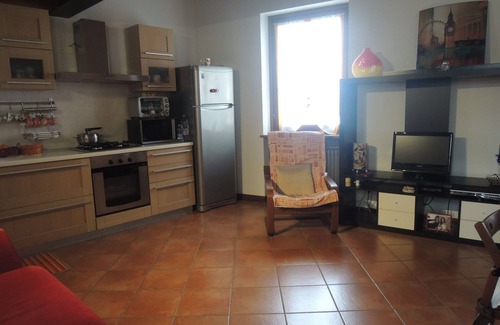 Pescantina Appartement | Idéal pour Spa, gastronomie et oenologie. Petit déjeuner italien inclus sur la rive de la rivière