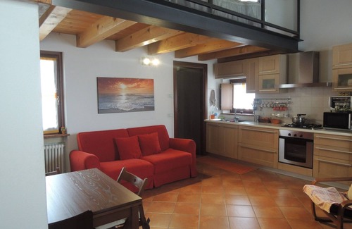 Pescantina Appartement | Idéal pour Spa, gastronomie et oenologie. Petit déjeuner italien inclus sur la rive de la rivière