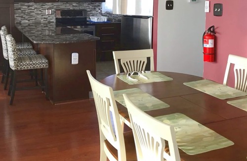 Harvey Cedars Maison | Emplacement idéal 3. 5 min à pied de la plage, WIFI gratuit et Tel & 6 badges de plage inclus