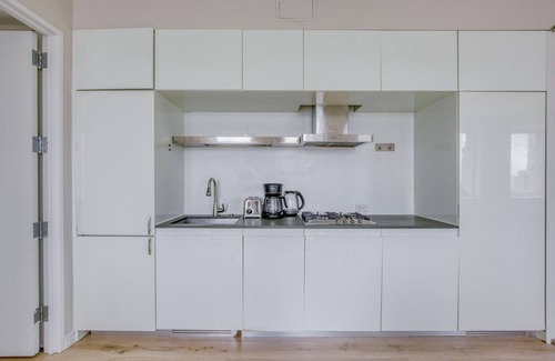 Central New York City Appartement | Ideal Midtown 2BR w/ Gym & W/D, nr Rockefeller Center, by Blueground