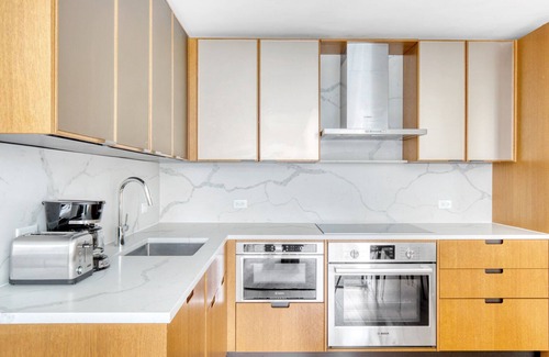 Sutton Place Appartement | Ideal Midtown East 2BR w/ Elevator, Doorman & Gym, near UN, by Blueground