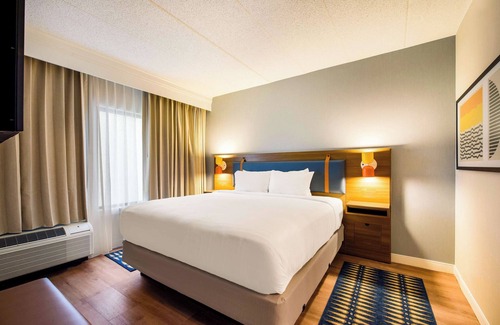 Eastwick Hôtel | Ideal Mix of Comfort and Value! Near African American Museum, Pet-Friendly