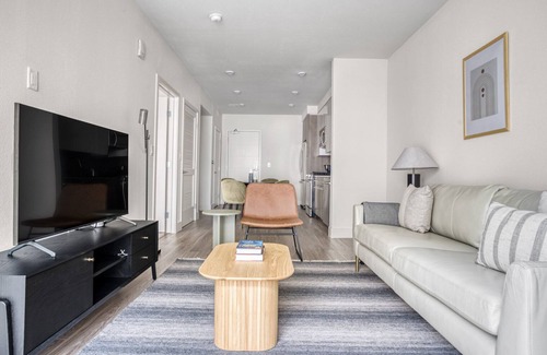 Mountain View Appartement | Ideal Mountain View 1BR w/ Pool, Gym & W/D, near 280 & 101, by Blueground