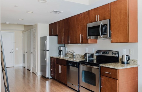 Mount Vernon Triangle Appartement | Ideal Mt Vernon 1BR w/ Rooftop Pool & A/C, nr Chinatown, by Blueground