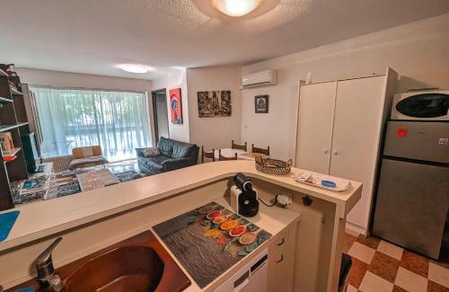 Saint-Mathieu Appartement | IDEAL Plein Centre - 65m2- Piscine et Garage