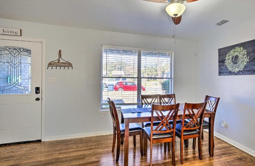 Shearer Hills - Ridgeview Maison | Ideally Located San Antonio Home with Fire Pit!