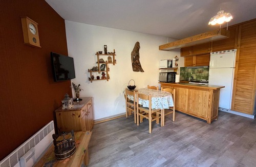 Le Super-Sauze Appartement | Studio au pied des pistes dans la résidence Les Cimes - Super-Sauze, Enchastrayes