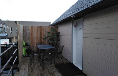 Hull Appartement | Ideally located studio & private rooms