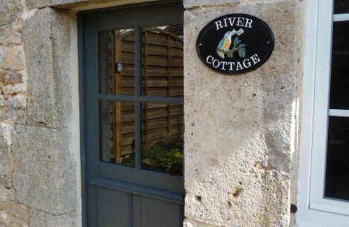 Boudreville Cottage | Idyllic 16th Century Stone Cottage
