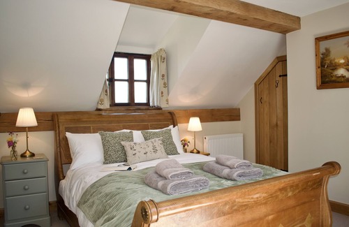 Longtown Autre | Idyllic 17th Century Farmhouse with Glorious Mountain Views