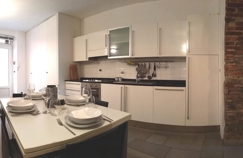 San Terenzo Appartement | Idyllic air-conditioned apartment with private garden, by the sea