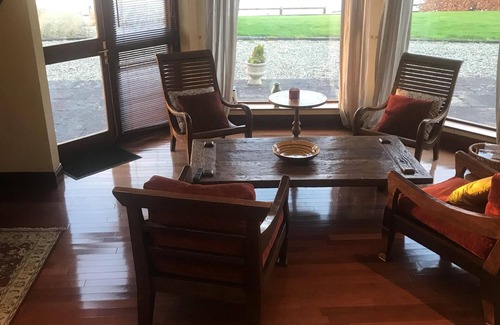 Whitegate Maison | Maison idyllique et unique sur le lac