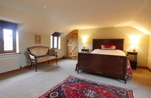 Buckland Newton Maison | Idyllic Dorset Cottage Surrounded by Fields in the Heart of the Countryside