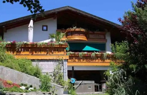 Fulpmes Appartement | Idyllic garden apartment sleeps 4-6 + wellness